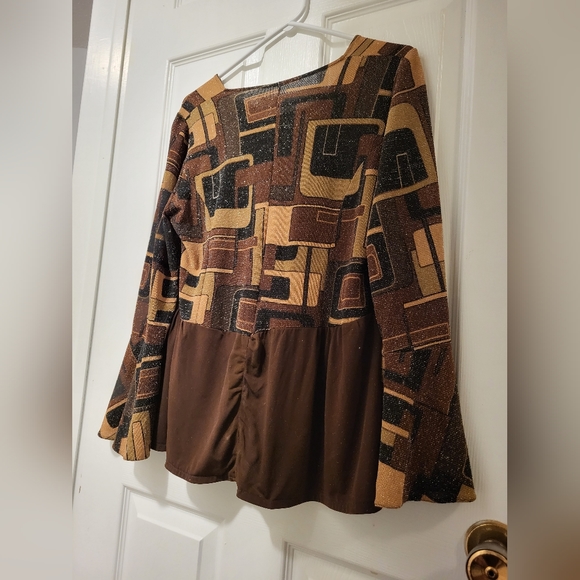 Vintage 2003 Tailor-Made Peplum Gold Colour Thrads Top, size 12 - Picture 2 of 5